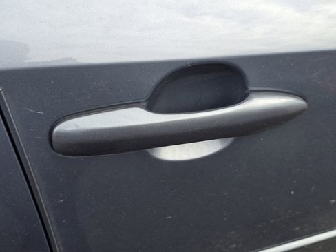 Used 2023 Toyota Corolla LE image 21