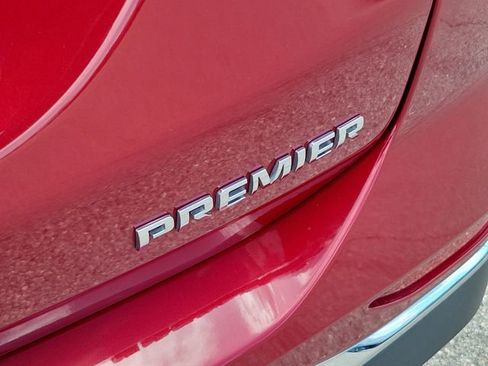 Used 2020 Chevrolet Equinox Premier FWD image 5