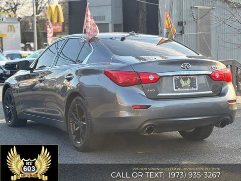 Used 2017 INFINITI Q50 Signature Edition w/ All Weather Package (L93) image 4