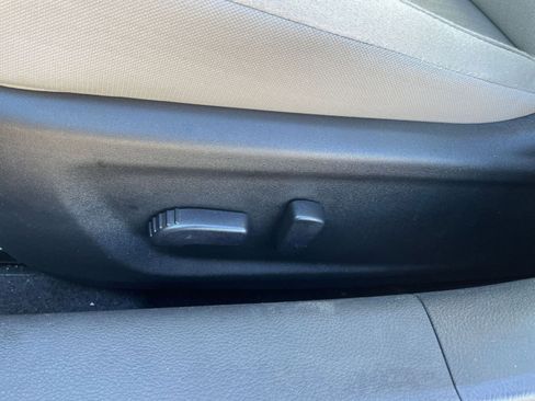 Used 2025 Nissan Altima 2.5 SV image 22