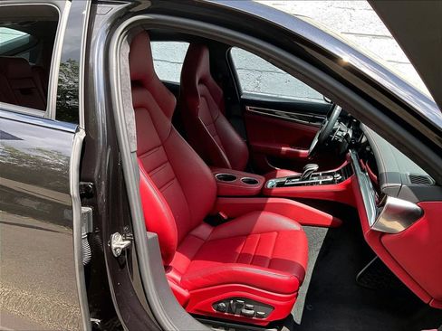 Certified 2023 Porsche Panamera GTS AWD/4WD image 12