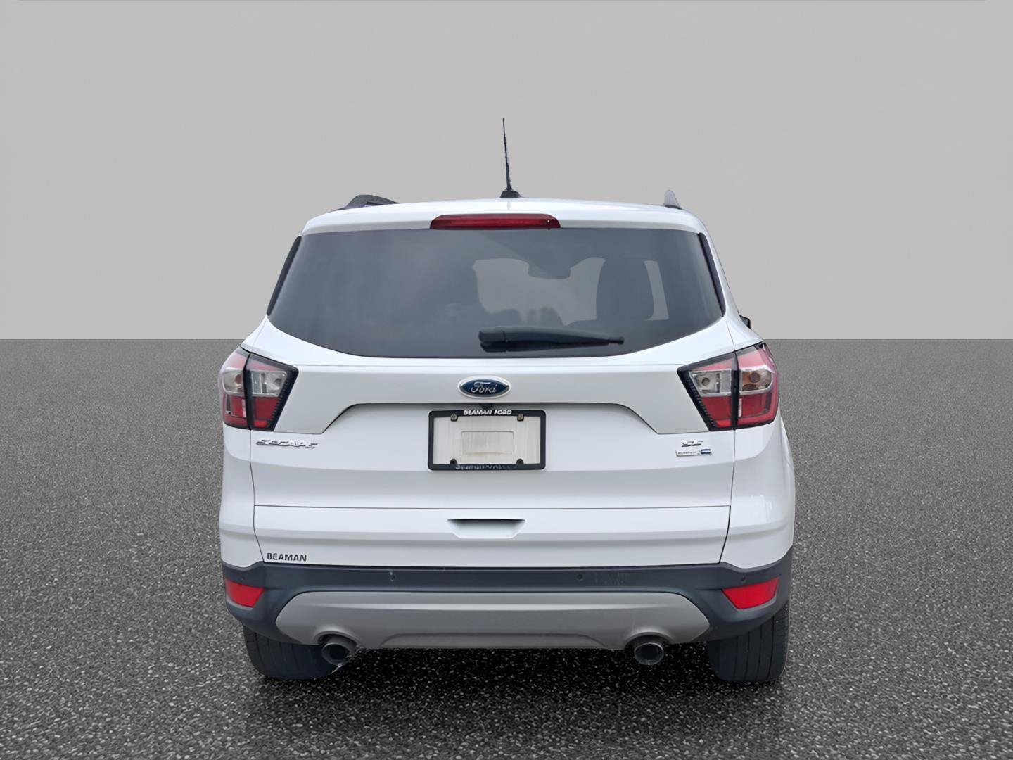 Used 2017 Ford Escape SE w/ Equipment Group 201A AWD/4WD image 6