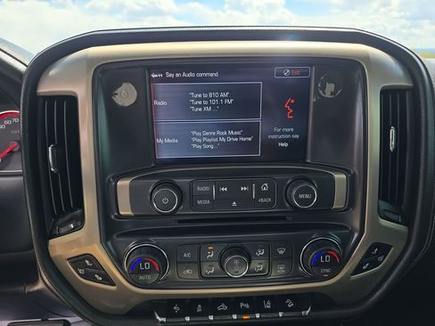 Used 2015 GMC Sierra 1500 Denali w/ Driver Alert Package image 18