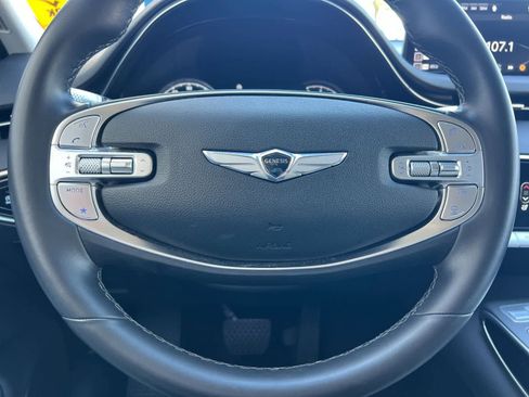 Used 2025 Genesis GV70 2.5T image 25