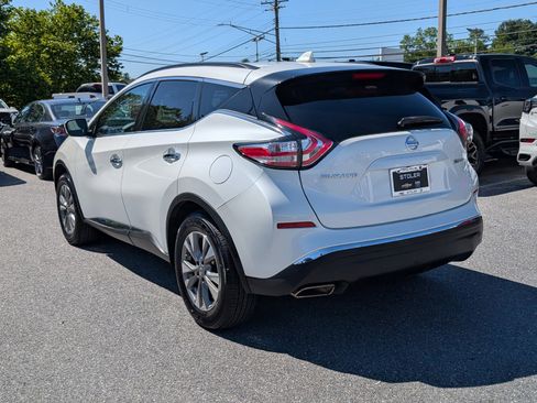 Used 2018 Nissan Murano SV AWD/4WD image 3