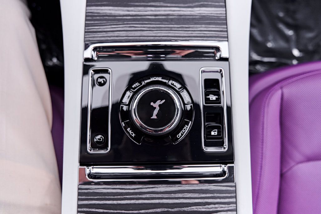 Used 2024 Rolls-Royce Spectre w/ Spectre Launch Package AWD/4WD image 64