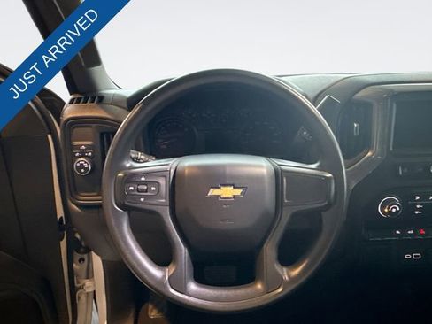 Used 2022 Chevrolet Silverado 1500 Custom image 14