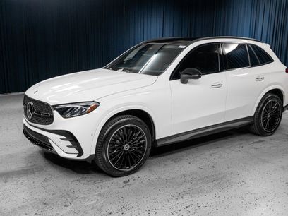 New 2025 Mercedes-Benz GLC 300