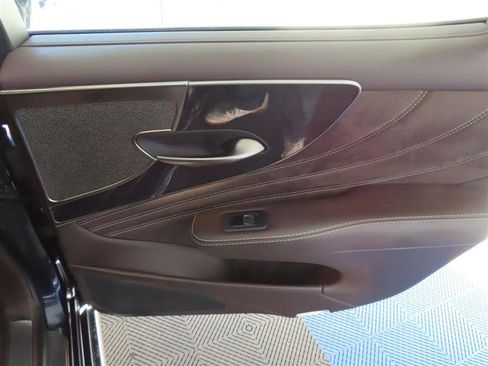Used 2019 Lexus LS 500 w/ Interior Upgrade Package RWD image 37