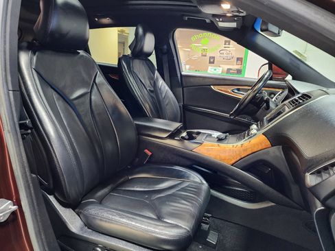 Used 2016 Lincoln MKX Select w/ Select Plus Package image 25