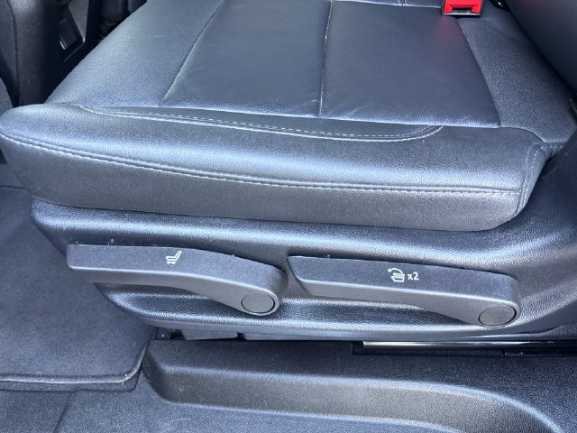 Certified 2025 Chevrolet Suburban Z71 AWD/4WD image 30