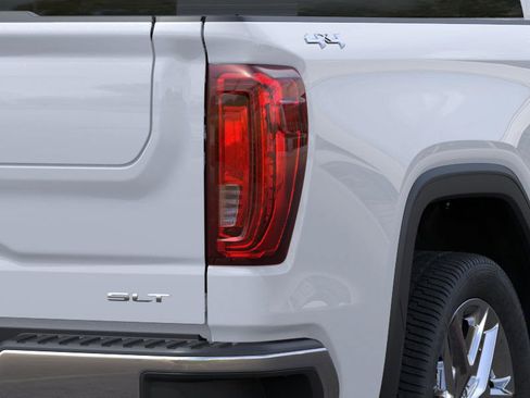 New 2026 GMC Sierra 1500 SLT w/ SLT Premium Package image 21