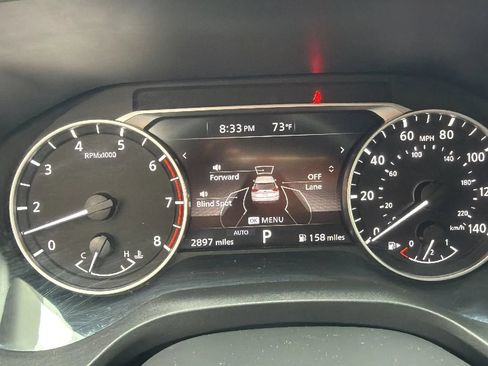 Used 2025 Nissan Rogue SV AWD/4WD image 16