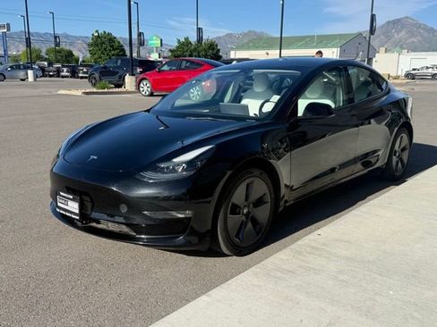 Used 2022 Tesla Model 3 Long Range AWD/4WD image 3