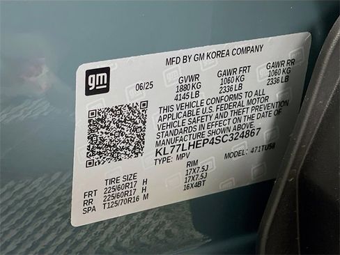 Certified 2025 Chevrolet Trax LT w/ LT Convenience Package image 34