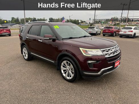 Used 2018 Ford Explorer Limited w/ Equipment Group 301A AWD/4WD image 9