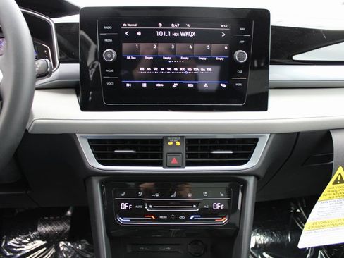 New 2026 Volkswagen Taos SEL AWD/4WD image 13