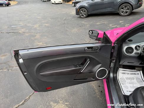 Used 2015 Volkswagen Beetle 1.8T FWD image 12