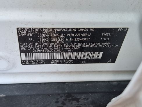 Used 2019 Toyota RAV4 LE w/ Carpet Mat Package AWD/4WD image 34