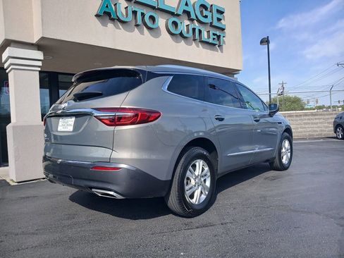 Used 2019 Buick Enclave Essence FWD image 18