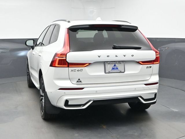 Used 2024 Volvo XC60 B5 Plus w/ Protection Package Premier AWD/4WD image 7