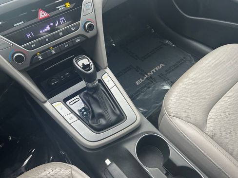 Used 2017 Hyundai Elantra Limited w/ Limited Ultimate Package 05 image 20