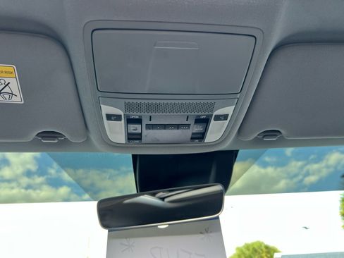 Used 2017 Acura MDX FWD image 32