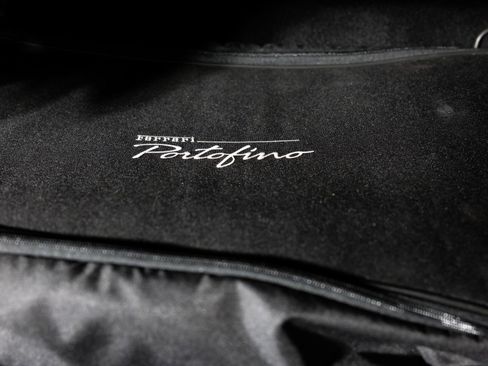 Used 2019 Ferrari Portofino image 35