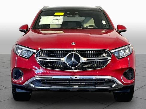 New 2026 Mercedes-Benz GLC 300 4MATIC image 2