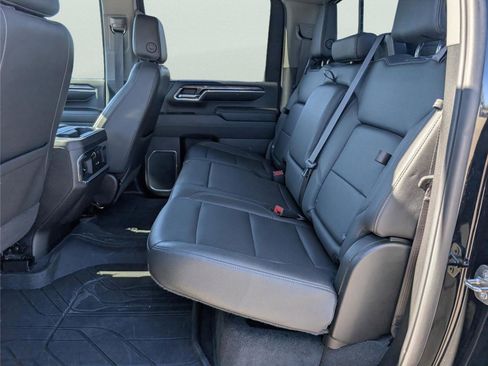 Used 2024 Chevrolet Silverado 3500 LTZ w/ LTZ Plus Package image 12