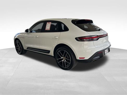 Used 2022 Porsche Macan image 4