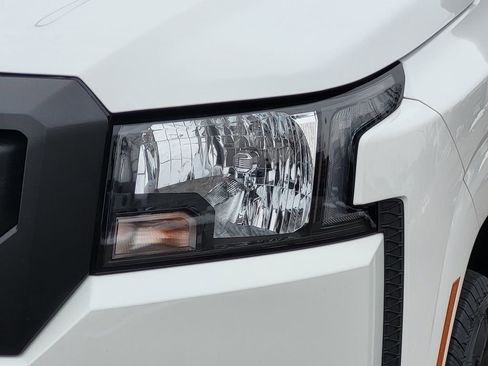 Used 2023 Nissan Frontier S w/ Technology Package image 31