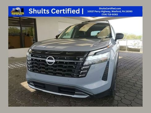 Used 2026 Nissan Pathfinder Platinum w/ Cargo Package AWD/4WD image 1
