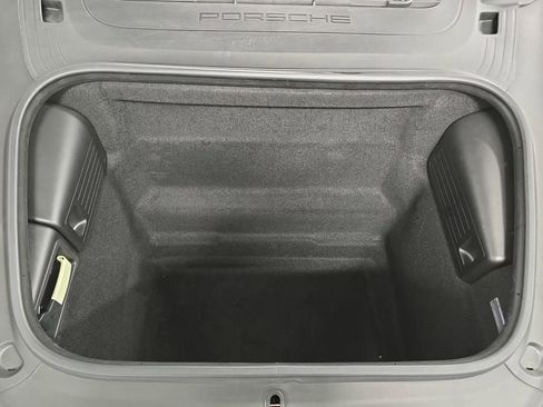 Certified 2024 Porsche 718 Cayman S RWD image 27