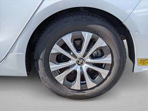 Used 2022 Toyota Prius Prime Limited FWD image 24