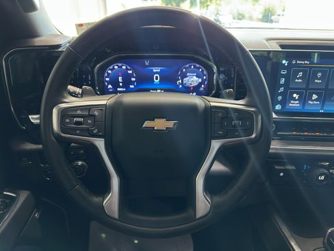 Used 2023 Chevrolet Silverado 1500 LTZ w/ LTZ Convenience Package II image 9