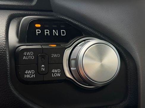 Used 2022 RAM 1500 Laramie AWD/4WD image 29