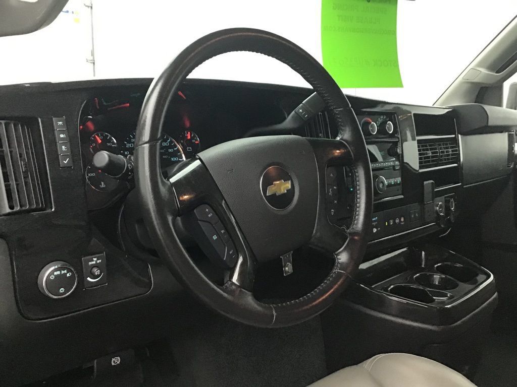 Used 2020 Chevrolet Express 2500 w/ Enhanced Convenience Package RWD image 21
