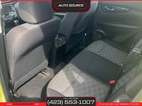 Used 2020 Nissan Rogue Sport SV FWD image 19