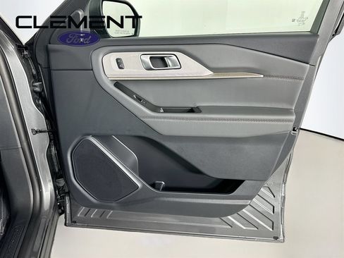 New 2026 Ford Explorer Active AWD/4WD image 32