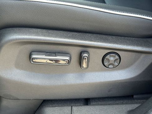 Used 2026 Honda Odyssey Touring image 21