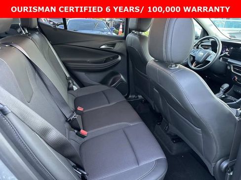 Certified 2025 Buick Encore GX Preferred FWD image 13