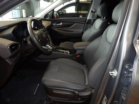 Used 2020 Hyundai Santa Fe SE AWD/4WD image 25