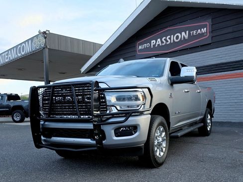 Used 2024 RAM 2500 Laramie AWD/4WD image 1