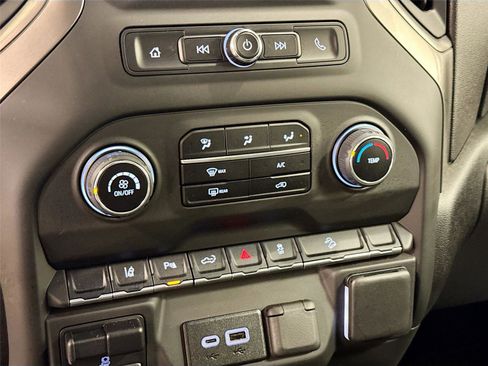 Used 2025 Chevrolet Silverado 2500 Custom w/ Custom Value Package image 15