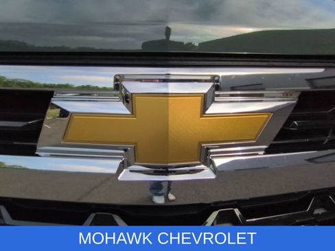 Used 2025 Chevrolet Silverado 1500 LT AWD/4WD image 31