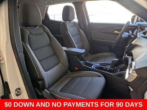 Used 2023 Chevrolet TrailBlazer LT w/ Convenience Package AWD/4WD image 28