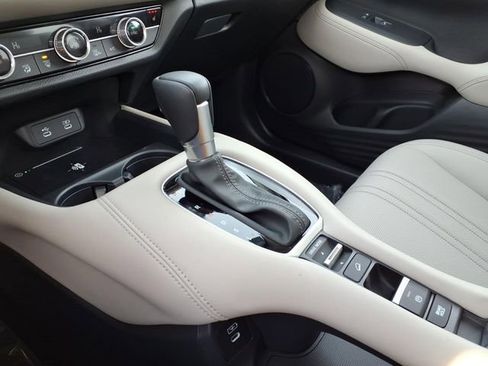 Certified 2026 Honda HR-V EX-L image 19