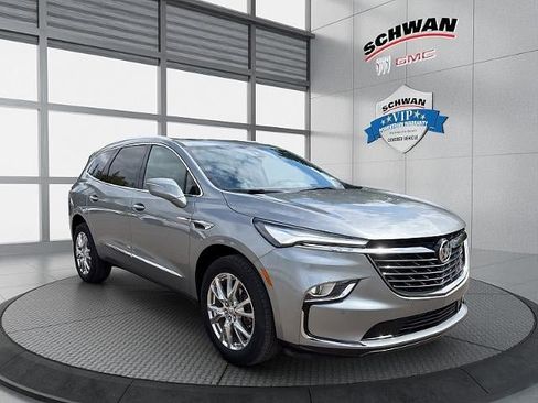 Used 2024 Buick Enclave Essence w/ Experience Buick Package AWD/4WD image 1