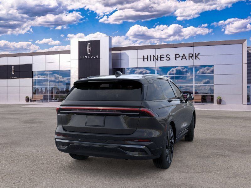 New 2026 Lincoln Nautilus Reserve AWD/4WD image 8